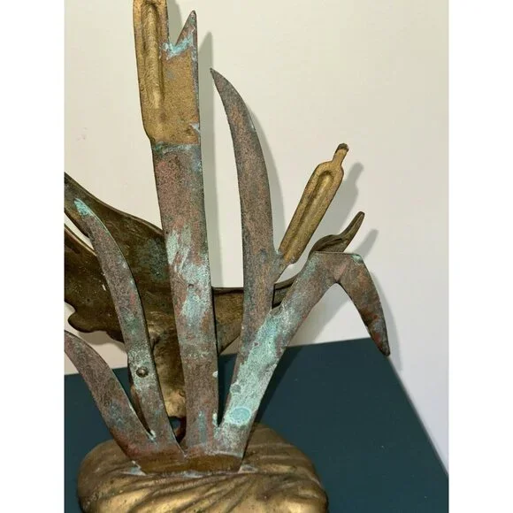 Vintage Brass Flying Duck Bird Goose Cattails Figurine Statue Decor Figure - Picture 7 of 9